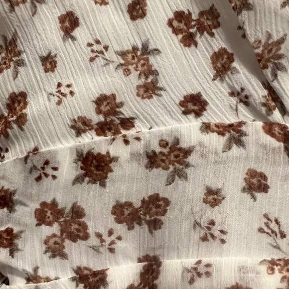 Altar’d State Long Sleeve Romper - Picture 4 of 6